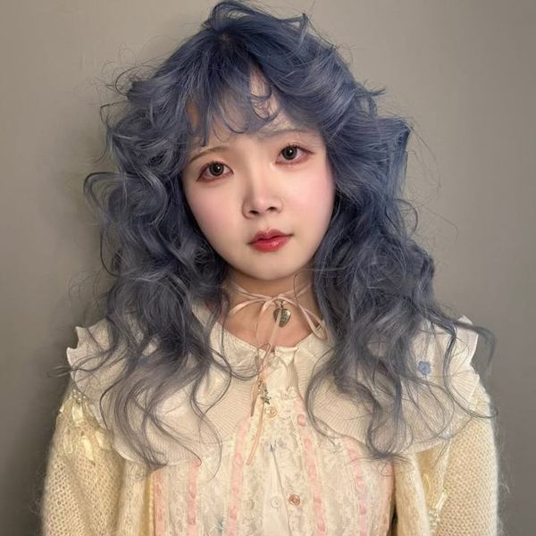 IBUKIのスタイル:ブルーグレー × カーリー